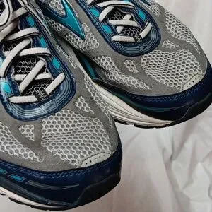 Brooks | Shoes | Brooks Mens Dyad Athletic Shoes In Gray And  display picture 2